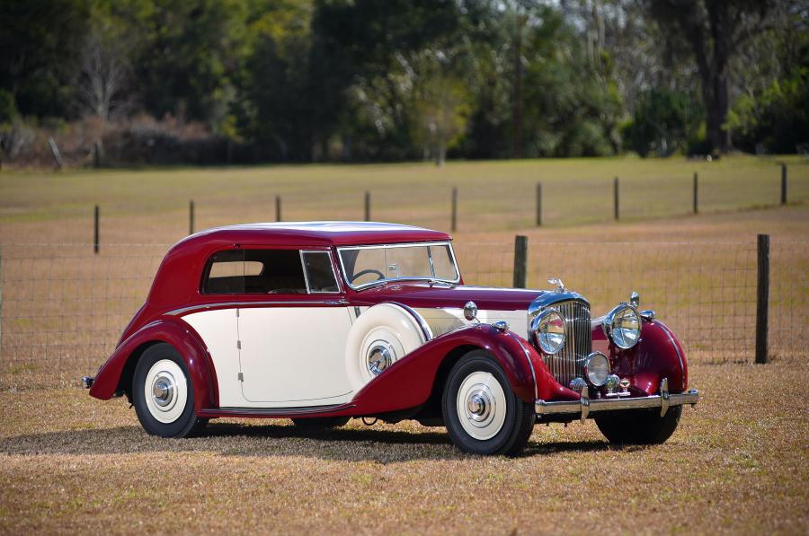  Bentley 4&frac14;-Litre Coupe by Park Ward (B131MX) 1939 года  (фото 5 из 16)